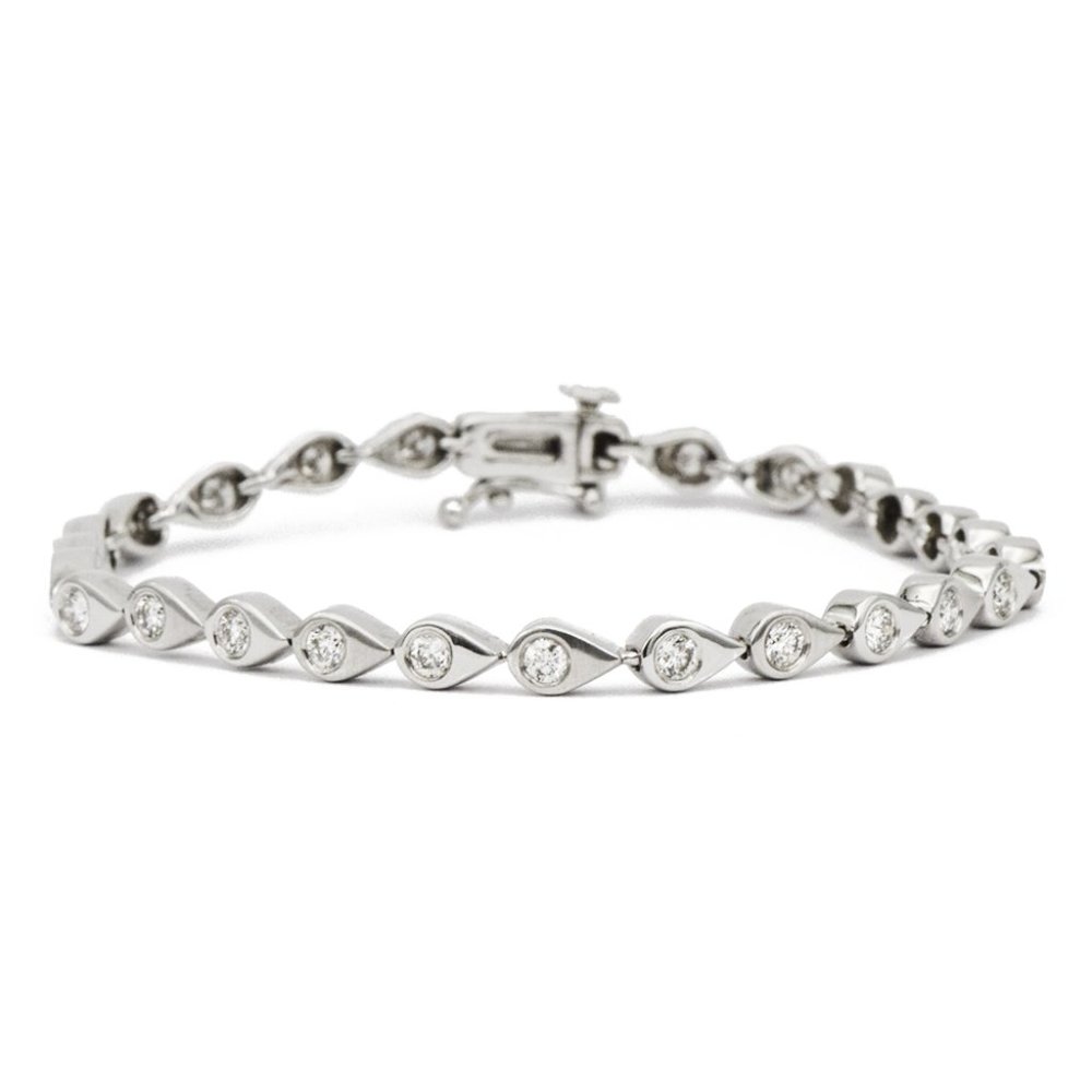 14k White Gold Diamond Teardrop Tennis Bracelet